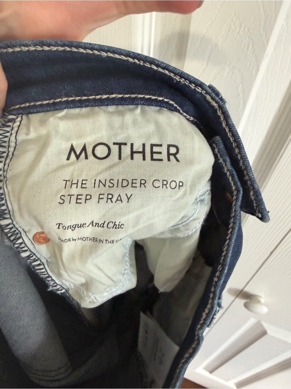 Mother The Insider Crop Step Fray Flare Jean Tongue and Chic Size 26 - Picture 4 of 5